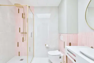 Salle de bains dans l'établissement Romantic Getaway - Le Marais - with AC