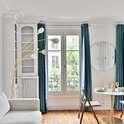 Appartement Haussmannien lumineux et central