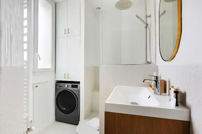 Salle de bains dans l'établissement Cosy apartment - 1BR-4P - Jardin du Luxembourg