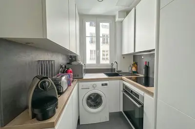 Cuisine ou kitchenette dans l'établissement Flexliving - room - Hameau