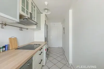 Cuisine ou kitchenette dans l'établissement Flexliving - room - Losserand