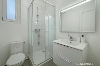 Salle de bains dans l'établissement Flexliving - Room - Henri Sellier - Suresnes 92