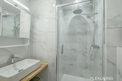 Salle de bains dans l'établissement Flexliving - studio - versailles