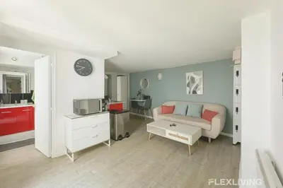 Télévision ou salle de divertissement dans l'établissement Flexliving - Onebedroom - Hopital