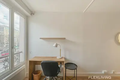 Plan de l'établissement Studio cosy à Neuilly Ligne 1 à 5min & La Défense