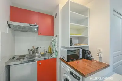 Cuisine ou kitchenette dans l'établissement Flexliving - Studio - Bauches