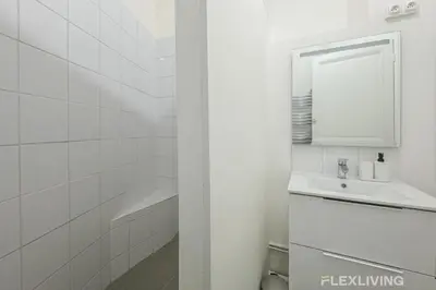 Salle de bains dans l'établissement Flexliving - Room - Henri Sellier - Suresnes 92