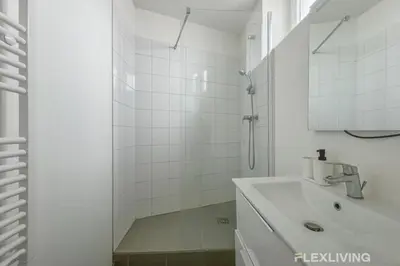 Salle de bains dans l'établissement Flexliving - Room - Henri Sellier - Suresnes 92