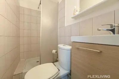 Salle de bains dans l'établissement Flexliving - Lovely studio near Jardin des Plantes