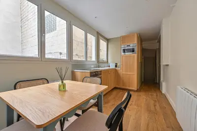 Plan de l'établissement Moderne Paris Centre 2 chambres