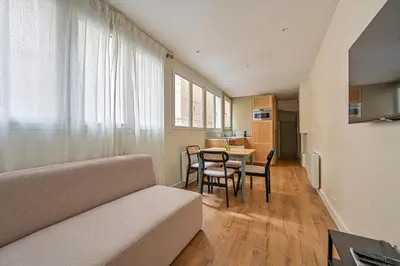 Plan de l'établissement Moderne Paris Centre 2 chambres