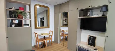 Cuisine ou kitchenette dans l'établissement Studio Porte de Vanves - Paris Sud