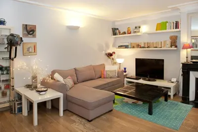 Coin salon dans l'établissement Chic Saint Germain Apartment