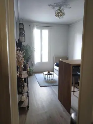 Coin salon dans l'établissement Charmant deux pièces moderne