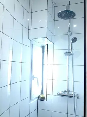 Salle de bains dans l'établissement Charmant Appartement près de Montmartre