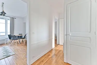 Plan de l'établissement Appartement Vue sur Tour effeil Defense