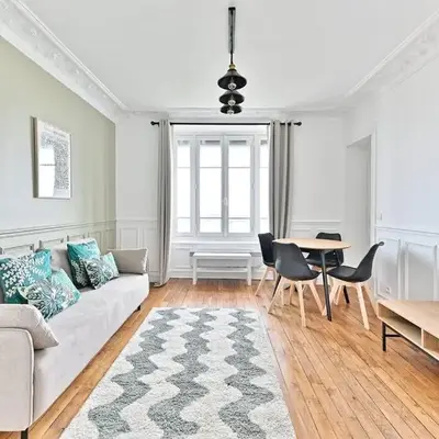 Appartement Vue sur Tour effeil Defense