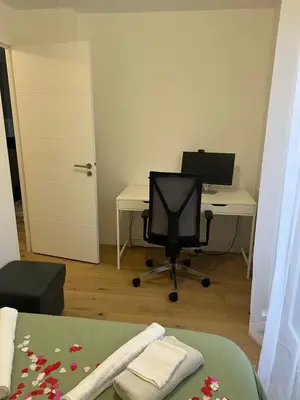 Télévision ou salle de divertissement dans l'établissement Beautiful 1 bedroom apartment in Paris 17 - Clichy