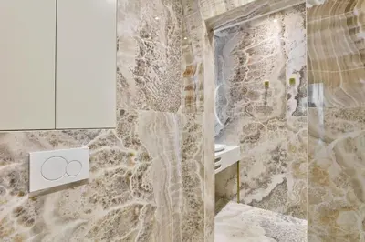 Salle de bains dans l'établissement Luxurious & Peaceful - Near Le Marais - with AC