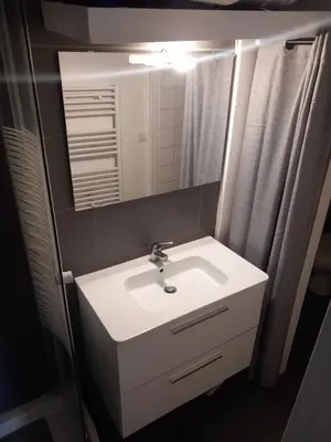 Salle de bains dans l'établissement Cosy Paris