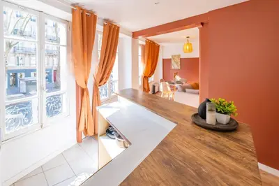 Un ou plusieurs lits dans un hébergement de l'établissement Charming Apartment 50m2 - Saint Germain des Près
