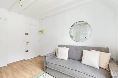 Coin salon dans l'établissement GuestReady - Charmant studio lumineux à Paris