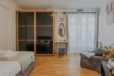 Un ou plusieurs lits dans un hébergement de l'établissement Charming apartment - 1BD-4P - Gare du Nord