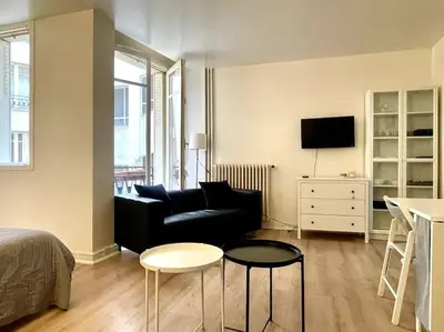 Télévision ou salle de divertissement dans l'établissement Anthony's Residence