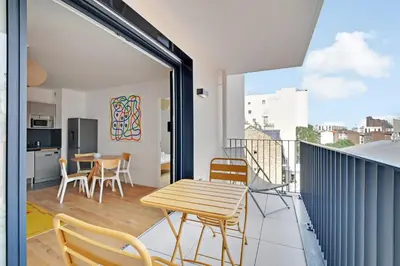 Balcon ou terrasse dans l'établissement Pick A Flat's Apartments with Terrace in Clichy - Boulevard Jean-Jaures