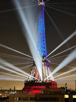 Plan de l'établissement Eiffel Tower Incredible View