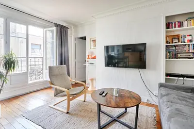 Télévision ou salle de divertissement dans l'établissement Appartement Lucent - Welkeys