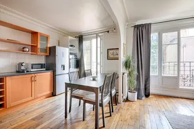 Cuisine ou kitchenette dans l'établissement Appartement Lucent - Welkeys