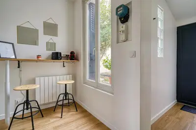 Cuisine ou kitchenette dans l'établissement Maison au calme pour 4 pers avec parking a 5 min du métro L7