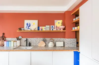 Cuisine ou kitchenette dans l'établissement Charming Apartment - Montmartre - 4 guests