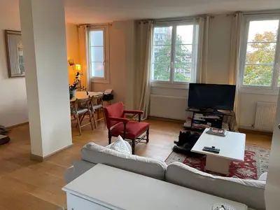 Télévision ou salle de divertissement dans l'établissement APPARTEMENT BOULOGNE BILLANCOURT TOUT PRES de ROLAND GARROS