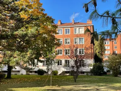 Jardin de l'établissement APPARTEMENT BOULOGNE BILLANCOURT TOUT PRES de ROLAND GARROS