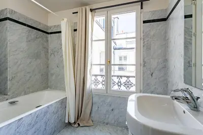 Salle de bains dans l'établissement Marcel's Madeleine
