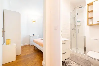 Salle de bains dans l'établissement GuestReady - Élégant Apt près de Sacré-Cœur