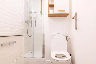 Salle de bains dans l'établissement GuestReady - Élégant Apt près de Sacré-Cœur