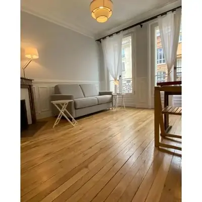 Sunny Bastille-Roquette Paris