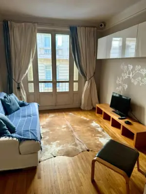 Coin salon dans l'établissement Appartement de 2 chambres au cœur de Paris