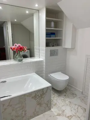 Salle de bains dans l'établissement Appartement privé avec jardin