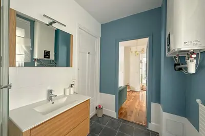 Salle de bains dans l'établissement Flexliving - T2 - Médéric