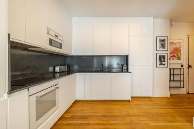 Cuisine ou kitchenette dans l'établissement Appartement 3 pièces calme - Bourse, Paris centre