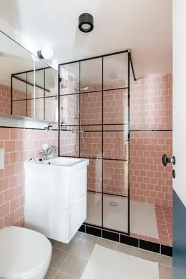 Salle de bains dans l'établissement 3 Pieces Place CONTRESCAPE