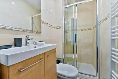Salle de bains dans l'établissement Melanie house