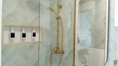 Salle de bains dans l'établissement Le Mini Nest - Coeur de Paris - Trocadéro -Tour Eiffel