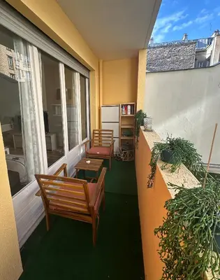 Balcon ou terrasse dans l'établissement Appartement central Paris et confortable
