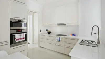 Cuisine ou kitchenette dans l'établissement Appartement - Trocadéro