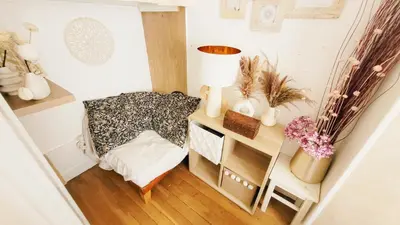 Un ou plusieurs lits dans un hébergement de l'établissement appartement familial refait à neuf centre Paris 20ème